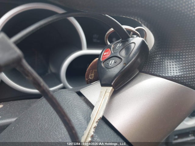 12572254 :رقم المزاد ، 2T1KU4EE7DC115313 vin ، 2013 Toyota Matrix مزاد بيع