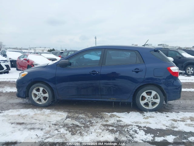 12572254 :رقم المزاد ، 2T1KU4EE7DC115313 vin ، 2013 Toyota Matrix مزاد بيع