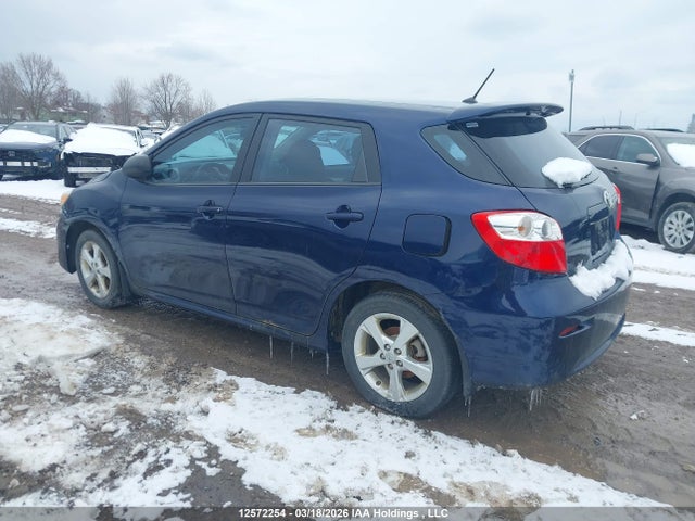 12572254 :رقم المزاد ، 2T1KU4EE7DC115313 vin ، 2013 Toyota Matrix مزاد بيع