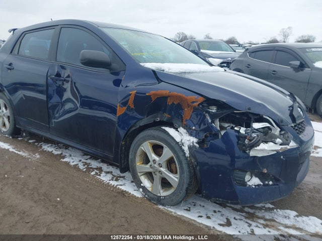 12572254 :رقم المزاد ، 2T1KU4EE7DC115313 vin ، 2013 Toyota Matrix مزاد بيع