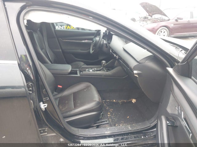 JM1BPAMM3P1608431 Mazda MAZDA3