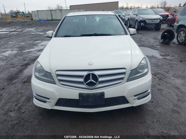 12572265 :رقم المزاد ، WDDGF8BB4CF929268 vin ، 2012 Mercedes-benz C 300 4matic مزاد بيع