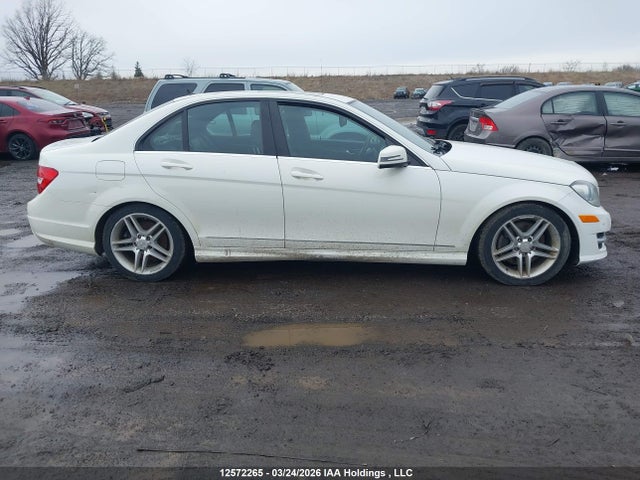 12572265 :رقم المزاد ، WDDGF8BB4CF929268 vin ، 2012 Mercedes-benz C 300 4matic مزاد بيع
