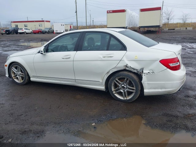 12572265 :رقم المزاد ، WDDGF8BB4CF929268 vin ، 2012 Mercedes-benz C 300 4matic مزاد بيع