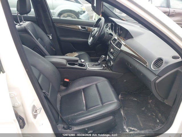 12572265 :رقم المزاد ، WDDGF8BB4CF929268 vin ، 2012 Mercedes-benz C 300 4matic مزاد بيع