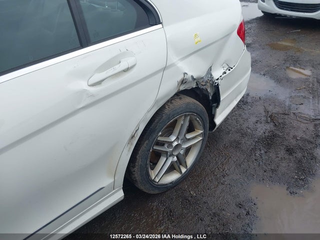 12572265 :رقم المزاد ، WDDGF8BB4CF929268 vin ، 2012 Mercedes-benz C 300 4matic مزاد بيع