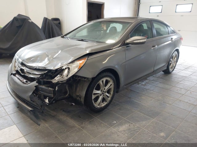 12572280 :رقم المزاد ، 5NPEC4AC7DH647811 vin ، 2013 Hyundai Sonata مزاد بيع