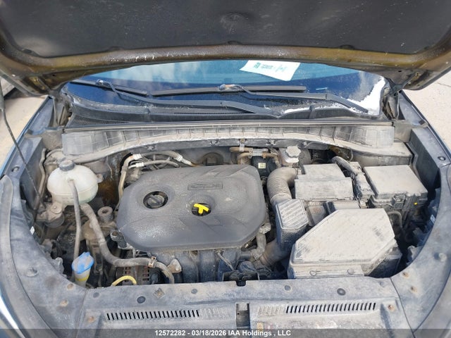 KM8J33A49HU477931 Hyundai TUCSON SE