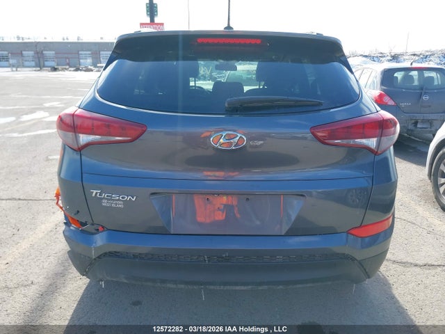 KM8J33A49HU477931 Hyundai TUCSON SE