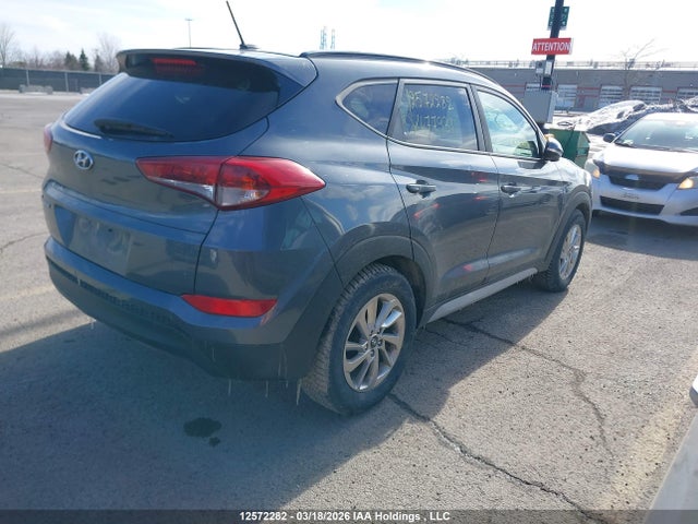 KM8J33A49HU477931 Hyundai TUCSON SE