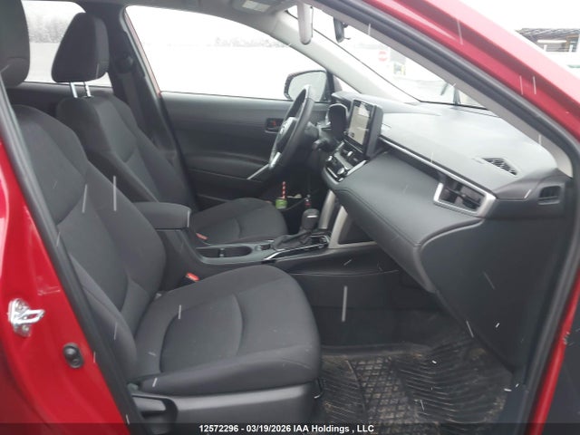 2024 Toyota Corolla Cross Le მანქანა იყიდება აუქციონზე, vin: 7MUCAABG1RV088518, აუქციონის ნომერი: 12572296