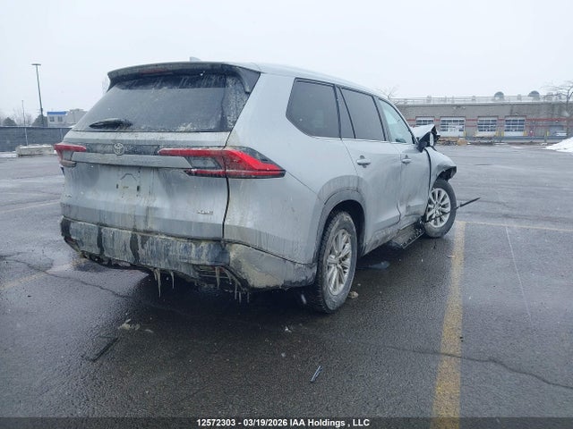 Toyota Grand Highlander Xle 2024 5TDAAAB50RS008724 Image 4