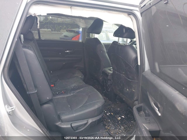 Toyota Grand Highlander Xle 2024 5TDAAAB50RS008724 Image 8