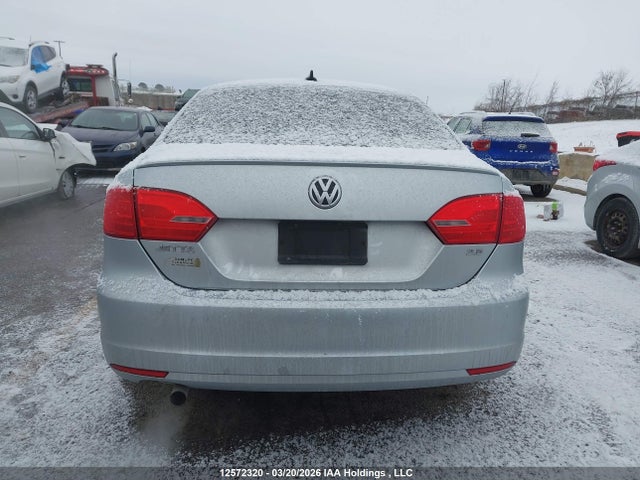 12572320 :رقم المزاد ، 3VWLX7AJ9CM380589 vin ، 2012 Volkswagen Jetta 2.5l Highline مزاد بيع