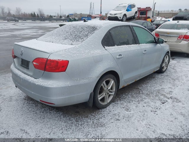 12572320 :رقم المزاد ، 3VWLX7AJ9CM380589 vin ، 2012 Volkswagen Jetta 2.5l Highline مزاد بيع