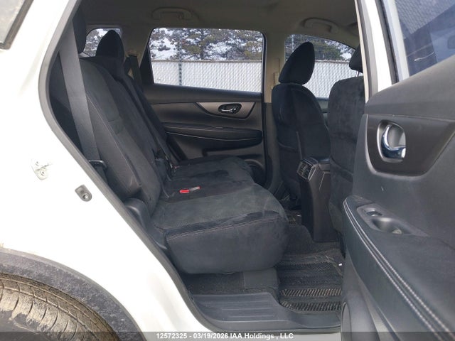 5N1AT2MV3FC860765 Nissan Rogue S/sl/sv