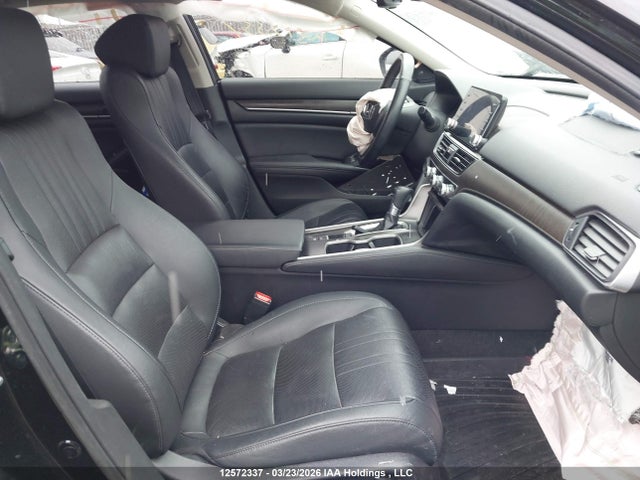 2019 Honda Accord მანქანა იყიდება აუქციონზე, vin: 1HGCV1F5XKA807115, აუქციონის ნომერი: 12572337