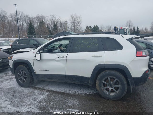 12572346 :رقم المزاد ، 1C4PJMBX2ND500089 vin ، 2022 Jeep Cherokee Trailhawk Elite مزاد بيع