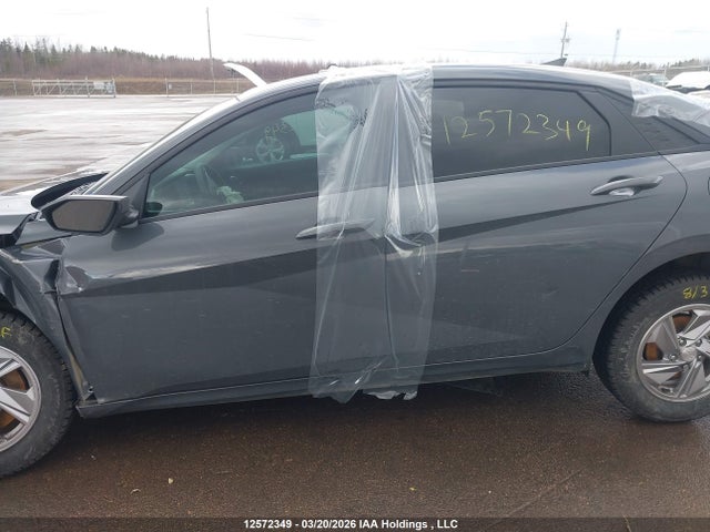 KMHLM4DG6SU932565 Hyundai Elantra Essential