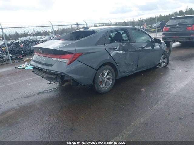 KMHLM4DG6SU932565 Hyundai Elantra Essential