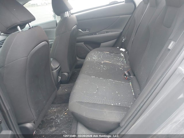 KMHLM4DG6SU932565 Hyundai Elantra Essential