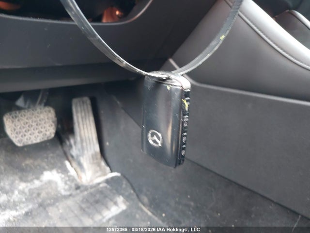 JM1BPBCM9K1139183 Mazda 3 Preferred Plus
