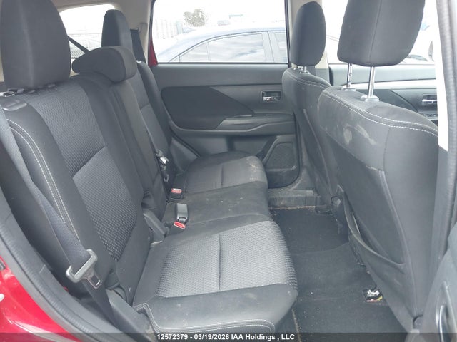 JA4AZ2A36HZ610128 Mitsubishi Outlander Es