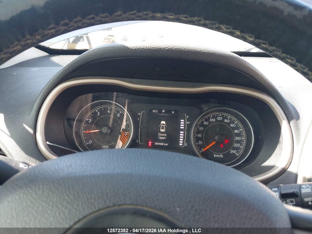 1C4PJMCS7FW681117 Jeep Cherokee