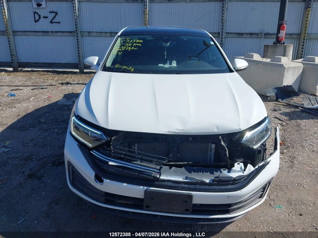 Продаж на аукціоні авто 2023 Volkswagen Jetta Highline, vin: 3VWGM7BU4PM017660, номер лоту: 12572388