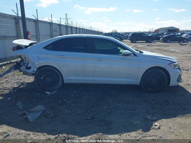 Продаж на аукціоні авто 2023 Volkswagen Jetta Highline, vin: 3VWGM7BU4PM017660, номер лоту: 12572388