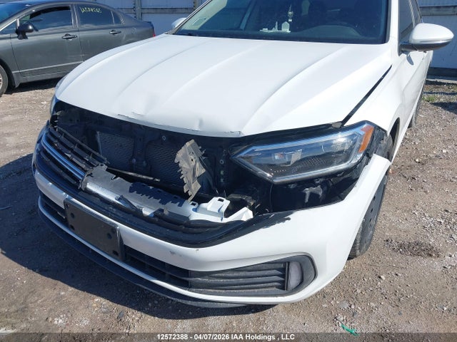 Продаж на аукціоні авто 2023 Volkswagen Jetta Highline, vin: 3VWGM7BU4PM017660, номер лоту: 12572388