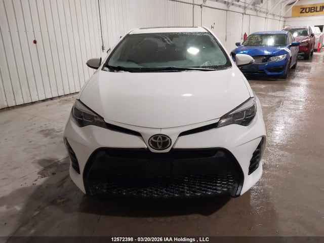 12572398 :رقم المزاد ، 2T1BURHE9HC881333 vin ، 2017 Toyota Corolla Se مزاد بيع