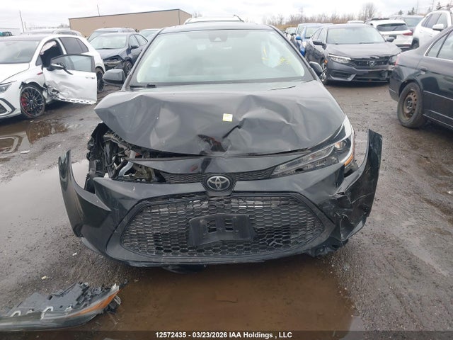 2022 Toyota Corolla Le მანქანა იყიდება აუქციონზე, vin: 5YFBPMBE2NP317800, აუქციონის ნომერი: 12572435