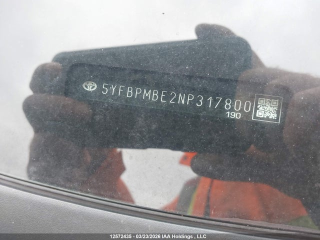 2022 Toyota Corolla Le მანქანა იყიდება აუქციონზე, vin: 5YFBPMBE2NP317800, აუქციონის ნომერი: 12572435