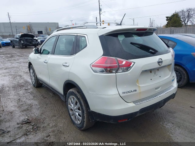 Продажа на аукционе авто 2015 Nissan Rogue S/sl/sv, vin: 5N1AT2MV0FC905726, номер лота: 12572444