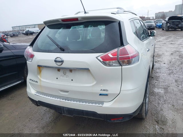 Продажа на аукционе авто 2015 Nissan Rogue S/sl/sv, vin: 5N1AT2MV0FC905726, номер лота: 12572444