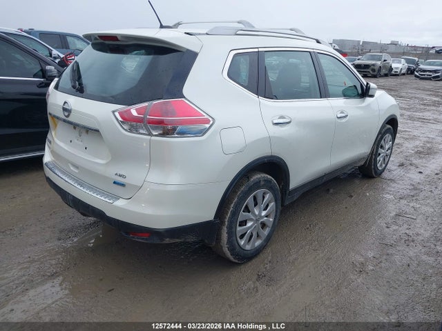 Продажа на аукционе авто 2015 Nissan Rogue S/sl/sv, vin: 5N1AT2MV0FC905726, номер лота: 12572444