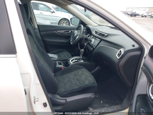 Продажа на аукционе авто 2015 Nissan Rogue S/sl/sv, vin: 5N1AT2MV0FC905726, номер лота: 12572444