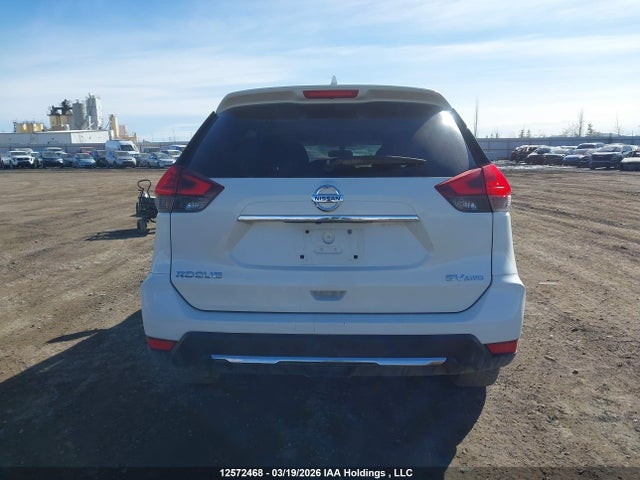 5N1AT2MM5HC794780 Nissan Rogue