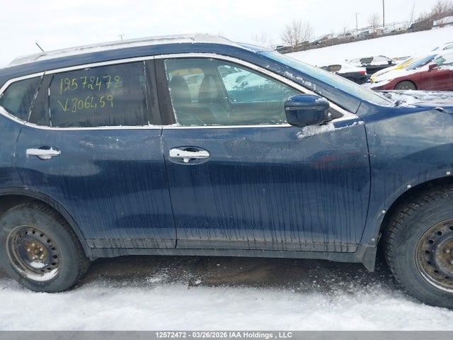 12572472 :رقم المزاد ، 5N1AT2MVXGC806459 vin ، 2016 Nissan Rogue مزاد بيع