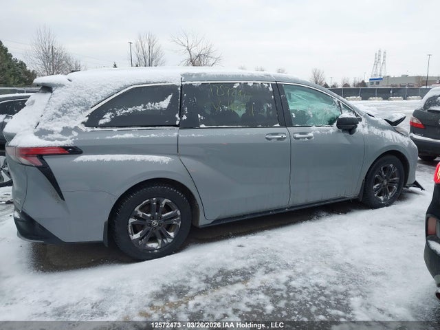 5TDGSKFC9RS116491 Toyota Sienna Xse 7-passenger