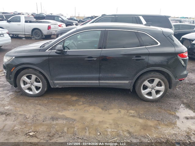 5LMCJ1D9XGUJ27391 Lincoln Mkc Premier