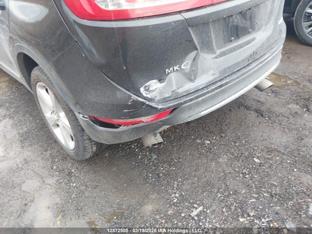 5LMCJ1D9XGUJ27391 Lincoln Mkc Premier