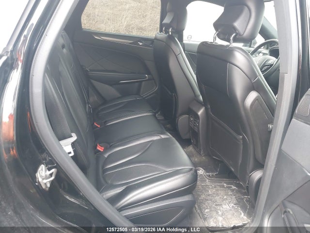 5LMCJ1D9XGUJ27391 Lincoln Mkc Premier
