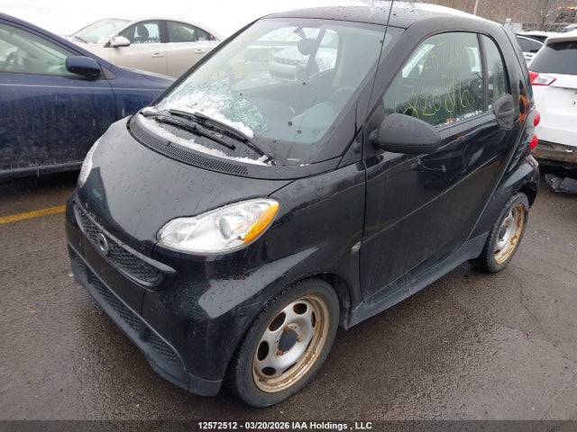 Продаж на аукціоні авто 2015 Smart Fortwo Pure/passion, vin: WMEEJ3BA2FK820816, номер лоту: 12572512