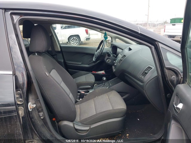 12572515 :رقم المزاد ، KNAFX4A85F5396288 vin ، 2015 Kia Forte Ex مزاد بيع