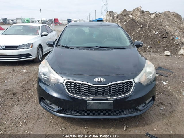 12572515 :رقم المزاد ، KNAFX4A85F5396288 vin ، 2015 Kia Forte Ex مزاد بيع