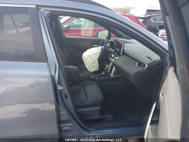 7MUFBABG8PV016335 Toyota Corolla Cross Hybrid Xse