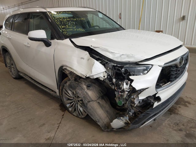 5TDFZRBH7MS109890 Toyota Highlander Platinum