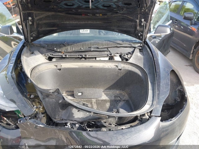 12572542 :رقم المزاد ، 5YJ3E1EB7KF208900 vin ، 2019 Tesla Model 3 Long Range/performance مزاد بيع